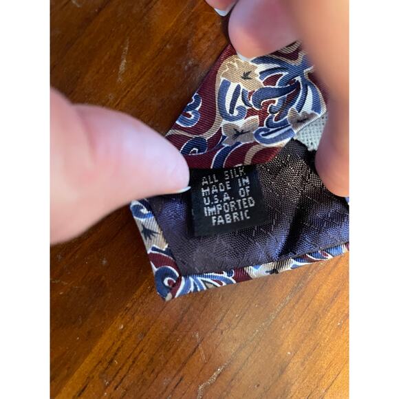 Vintage Christian Dior Monsieur Tie, All Silk, Made in the USA - Picture 4 of 6